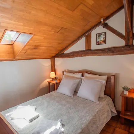 Holiday home Le Tilleuil En Perigord *
